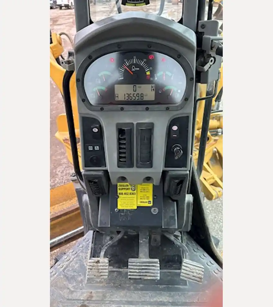2012 Caterpillar 140M2 AWD - Caterpillar Motor Grader - caterpillar-motor-grader-140m2-awd-b07c814f-19.jpeg