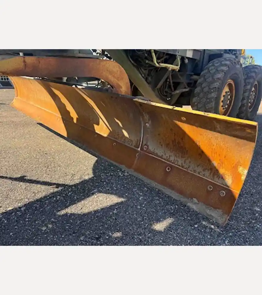 1985 Caterpillar Ex-Army 130G - Caterpillar Motor Grader - caterpillar-motor-grader-ex-army-130g-62e7db86-10.jpeg