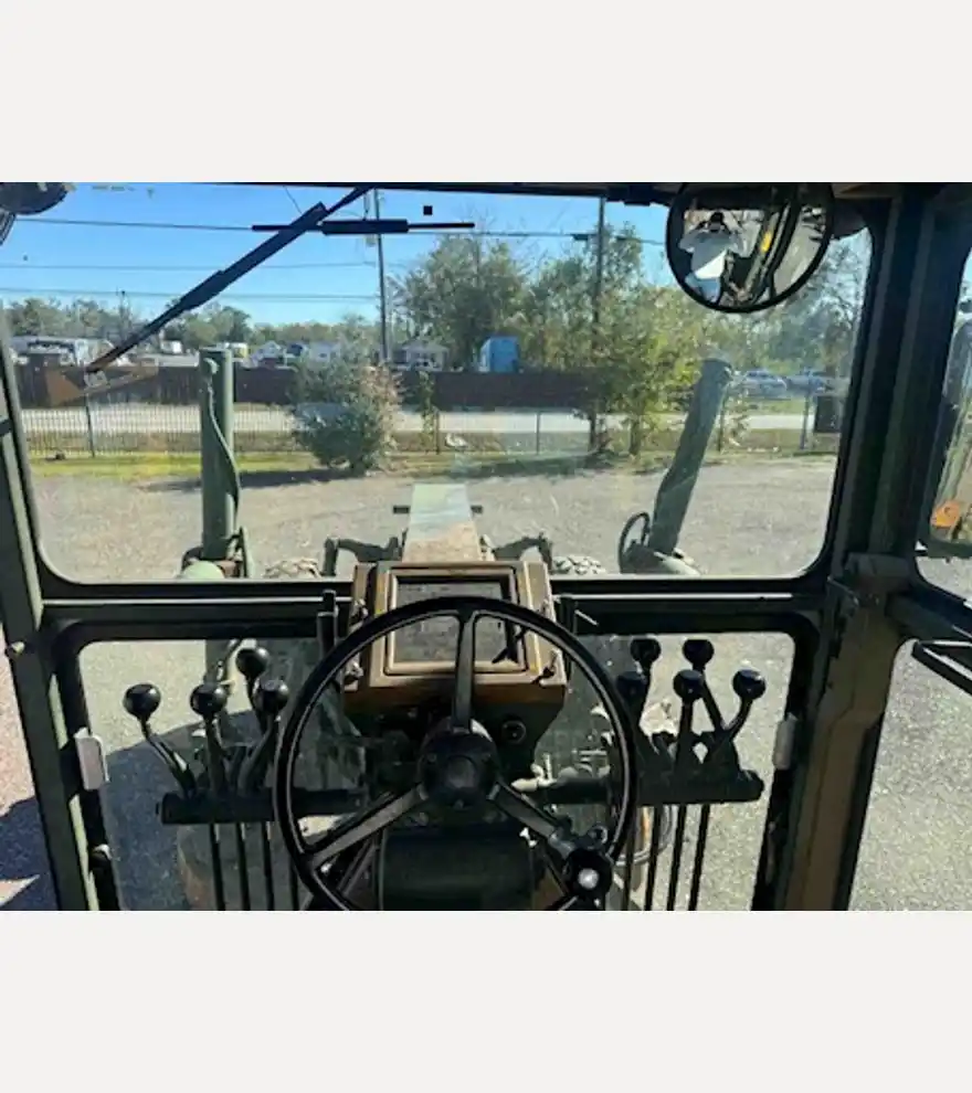 1985 Caterpillar Ex-Army 130G - Caterpillar Motor Grader - caterpillar-motor-grader-ex-army-130g-62e7db86-17.jpeg