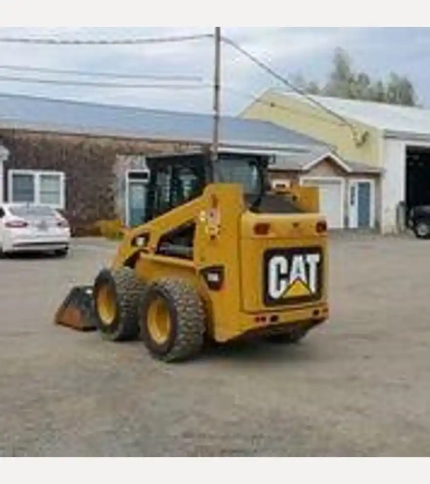 2012 Caterpillar 236B3 - Caterpillar Skid Steers - caterpillar-skid-steers-236b3-ec70402c-5.jpg