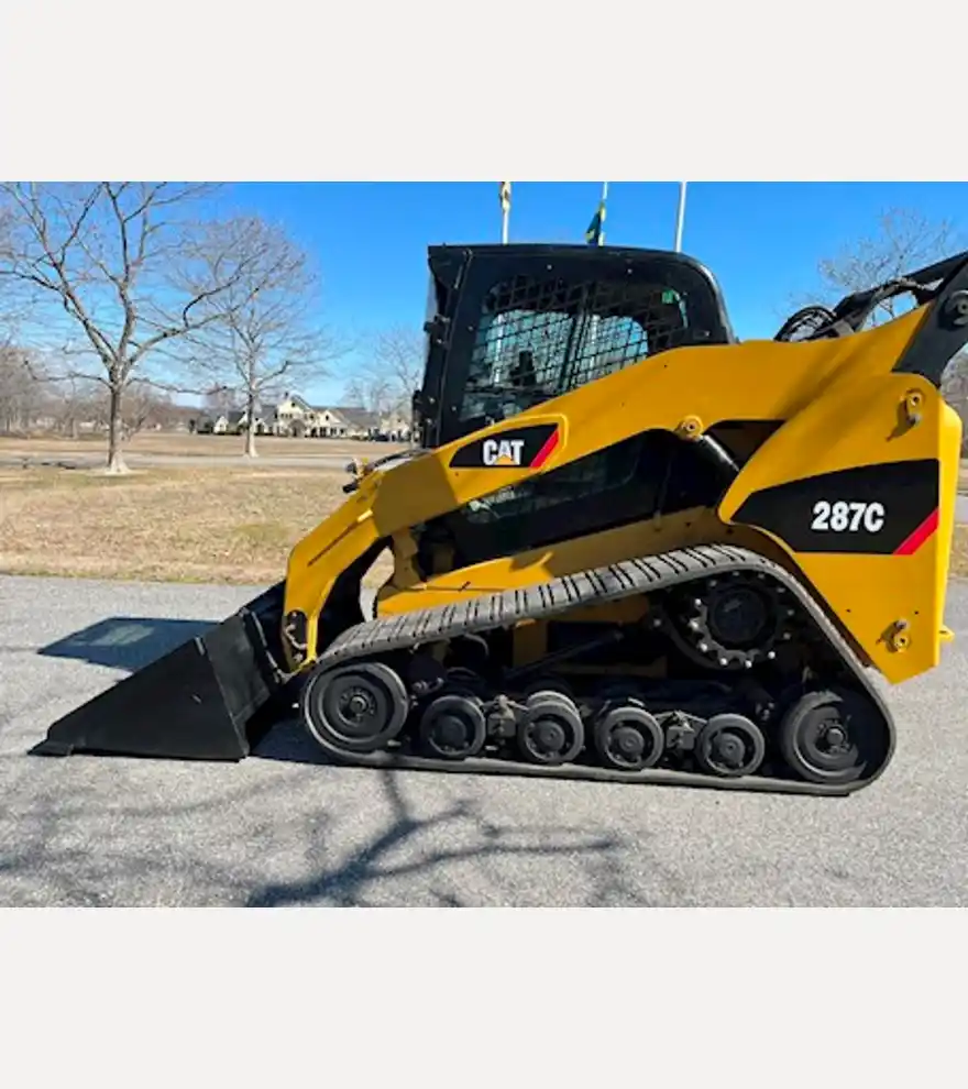 2008 Caterpillar 287C - Caterpillar Skid Steers - caterpillar-skid-steers-287c-7543d60a-4.jpg