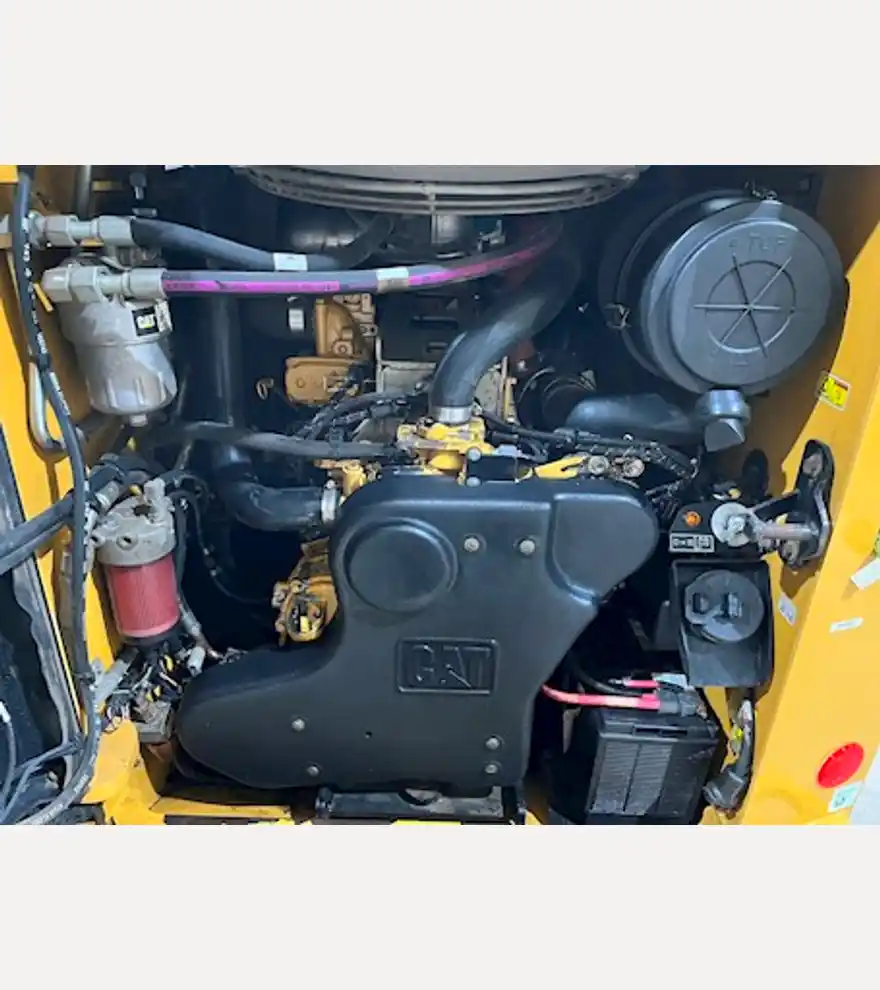 2016 Caterpillar 299D XHP - Caterpillar Skid Steers - caterpillar-skid-steers-299d-xhp-2826fa1e-5.jpg