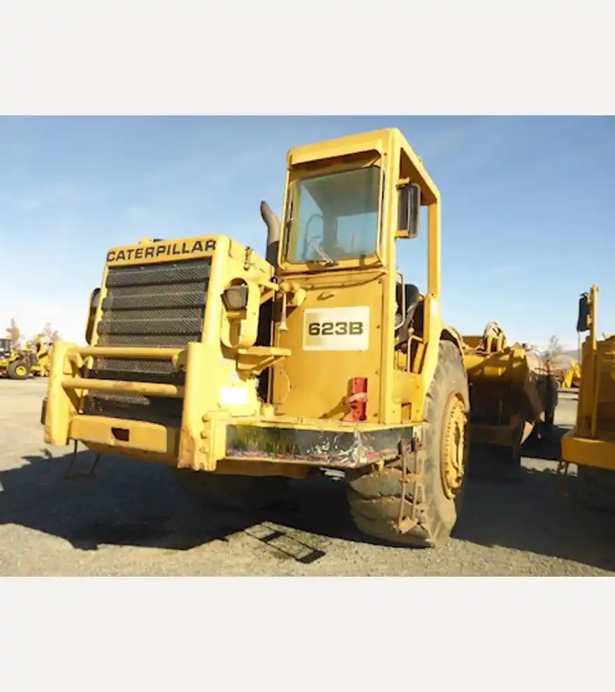 1974 Caterpillar 623B 8K Gallon Water Wagon 2728 - Caterpillar Water Trucks - caterpillar-water-trucks-623b-8k-gallon-water-wagon-2728-036c69a6-1.jpg