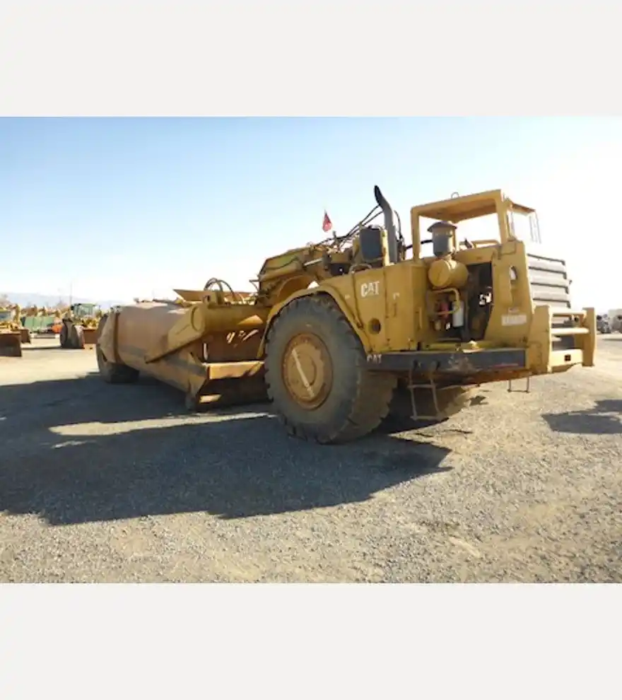 1974 Caterpillar 623B 8K Gallon Water Wagon 2728 - Caterpillar Water Trucks - caterpillar-water-trucks-623b-8k-gallon-water-wagon-2728-036c69a6-2.jpg