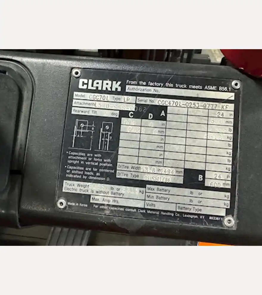 2011 Clark GCC70-L - Clark Forklifts - clark-forklifts-gcc70-l-081b39d0-4.JPG