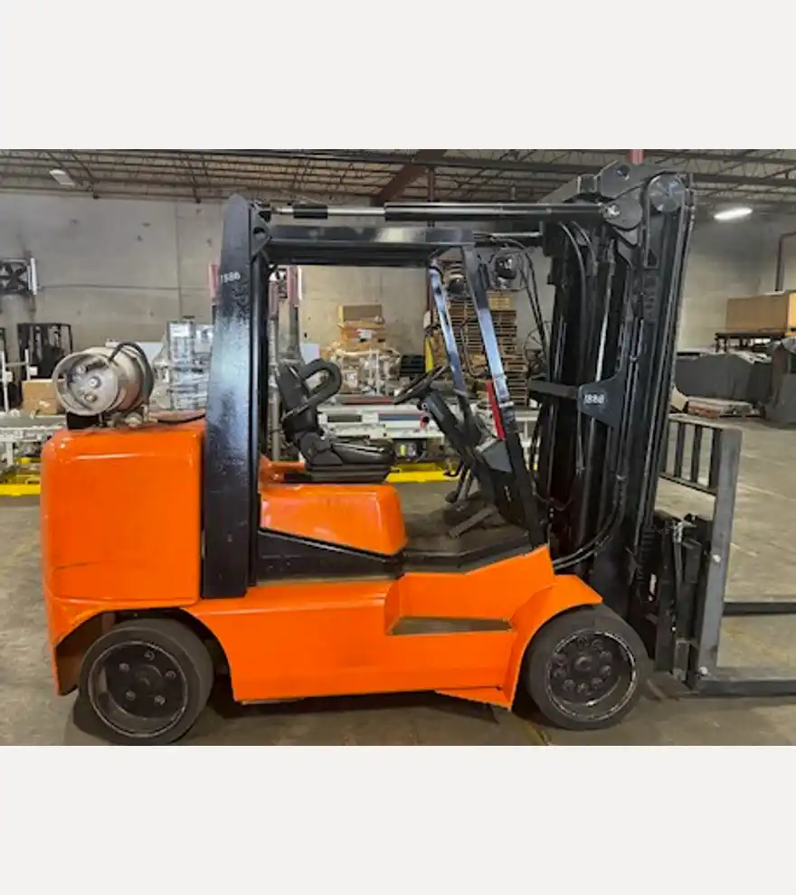 2011 Clark GCC70-L - Clark Forklifts - clark-forklifts-gcc70-l-081b39d0-8.JPG