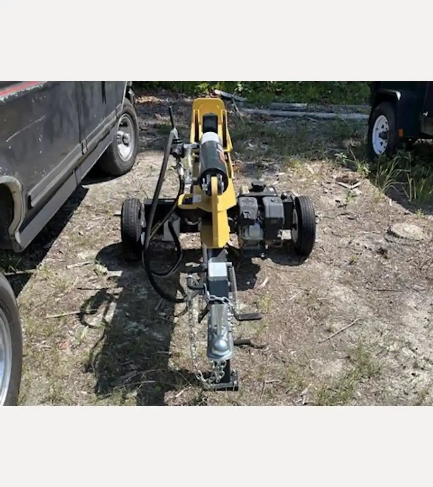 Countyline shop log splitter