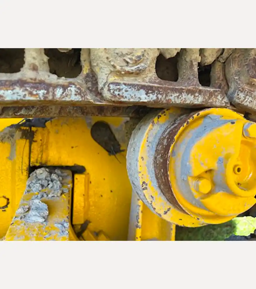 1985 DEERE 450D - DEERE Bulldozers - deere-bulldozers-450d-ddd72fad-17.jpg