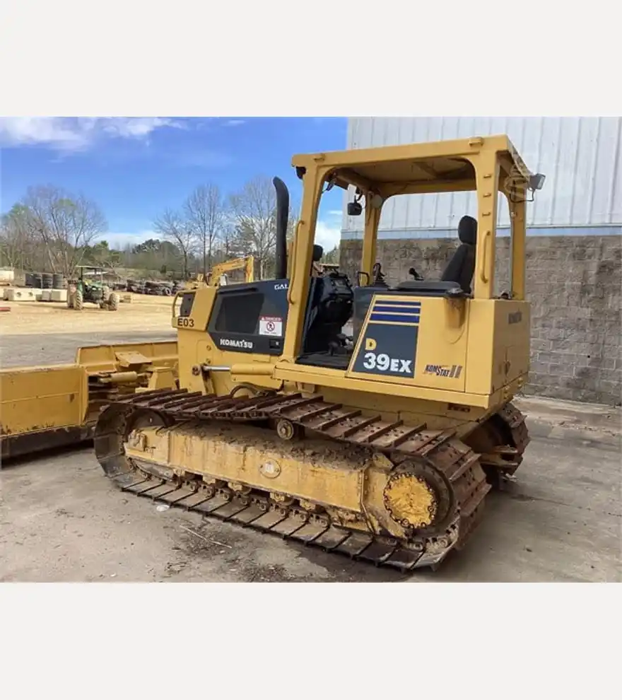 2009 Komatsu D39EX-21 - Komatsu Bulldozers - deere-bulldozers-d39ex-21-b0f6a6bc-3.jpg