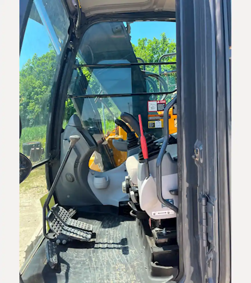 2018 DEERE 135G - DEERE Excavators - deere-excavators-135g-71caf65b-4.jpg