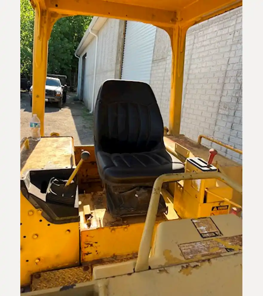1990 DEERE 555G - DEERE Loaders - deere-loaders-555g-2f2f9edb-5.jpg