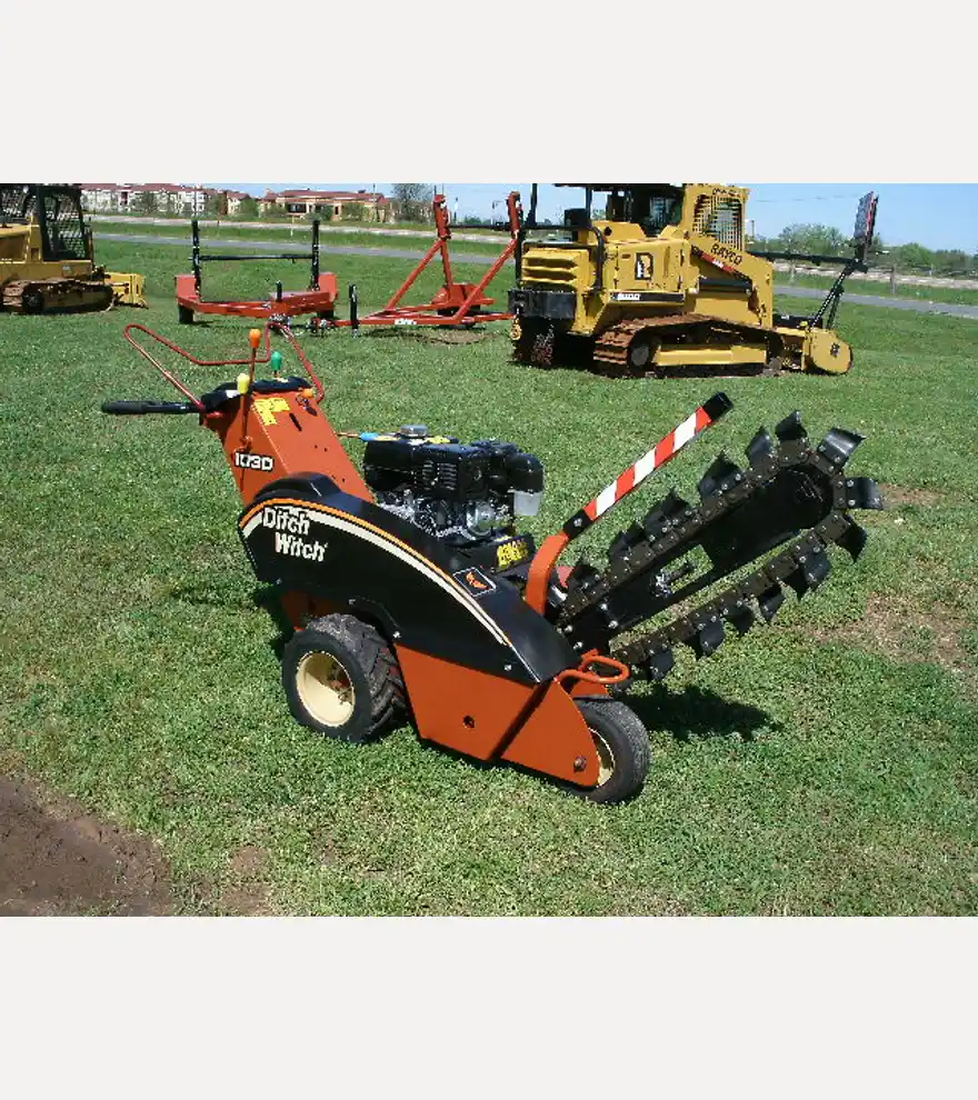 2005 Ditch Witch 1030 - Ditch Witch Other Construction Equipment - ditch-witch-other-construction-equipment-1030-e405dcf3-5.JPG