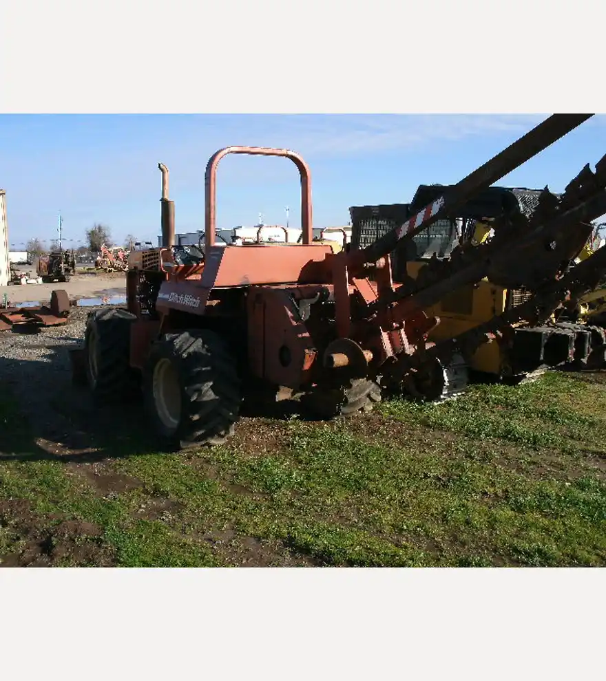 1997 Ditch Witch 7610 - Ditch Witch Other Construction Equipment - ditch-witch-other-construction-equipment-7610-3361e718-6.JPG
