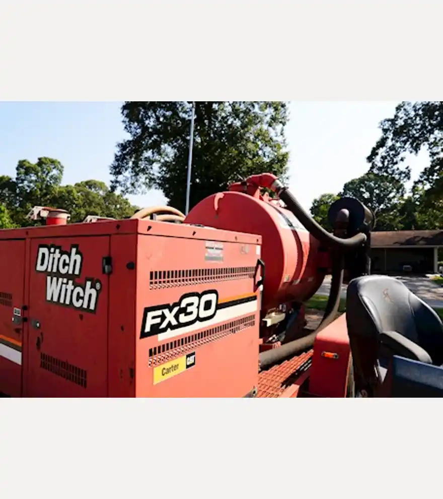 2005 Ditch Witch FX30 - Ditch Witch Other Construction Equipment - ditch-witch-other-construction-equipment-fx30-aa044c3f-1.jpg