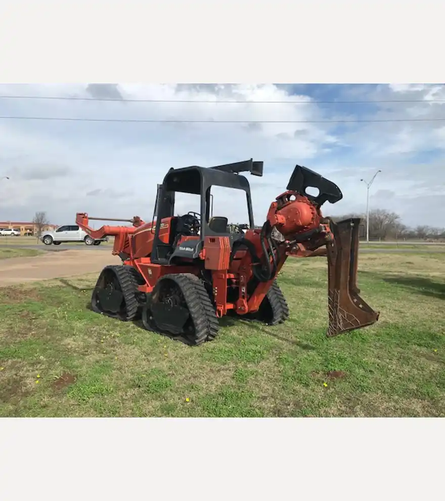2011 Ditch Witch RT115 Quad - Ditch Witch Other Construction Equipment - ditch-witch-other-construction-equipment-rt115-quad-f82d8821-1.jpg