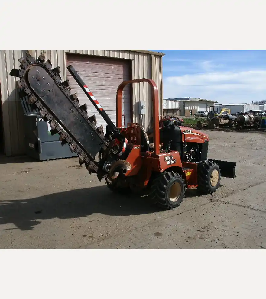 2013 Ditch Witch RT45 - Ditch Witch Other Construction Equipment - ditch-witch-other-construction-equipment-rt45-44afe436-8.JPG