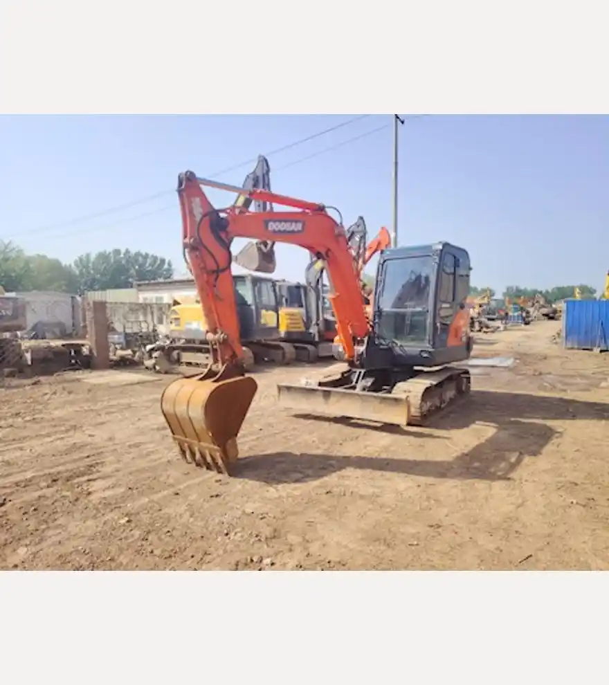  Doosan Dx 60 - Doosan Excavators - doosan-excavators-dx-60-fdac339b-1.jpg