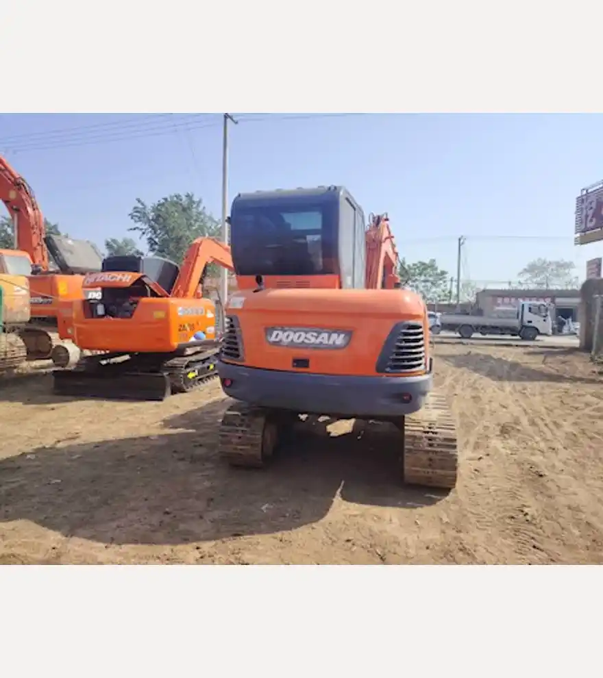  Doosan Dx 60 - Doosan Excavators - doosan-excavators-dx-60-fdac339b-9.jpg