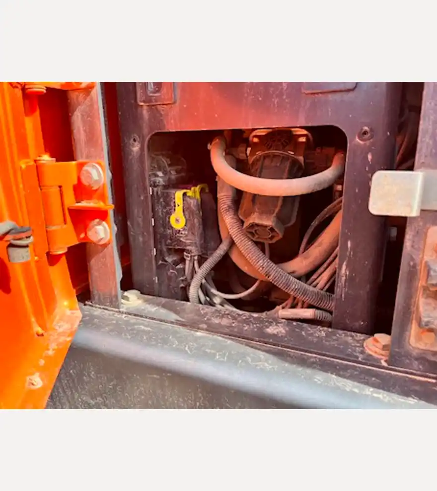 2015 Doosan DX350LC-5 - Doosan Excavators - doosan-excavators-dx350lc-5-d853a9a7-7.jpg
