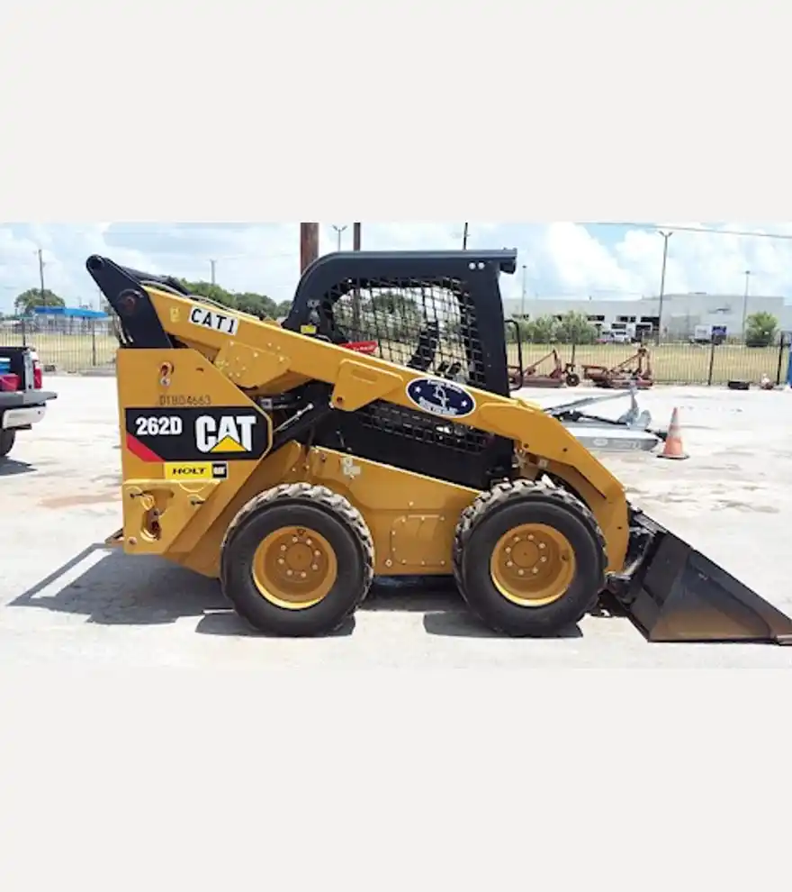 2016 Caterpillar 262D - Caterpillar Skid Steers - e63e57a9-3f13-4ff2-b6c4-ff67e5594c8c.jpg