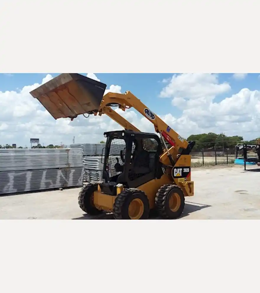 2016 Caterpillar 262D - Caterpillar Skid Steers - eba6eeaf-ce32-4dc0-83e4-0b38e5356501.jpg