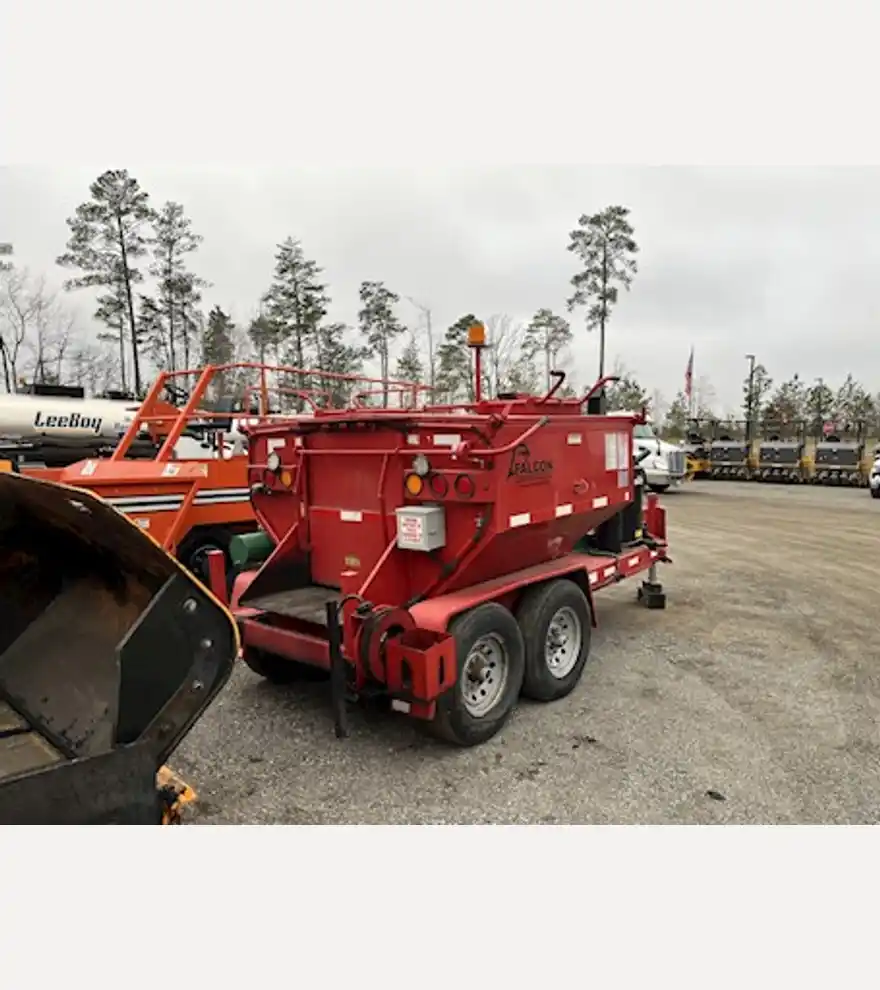 2021 Falcon 4 Ton Hotbox - Falcon Trailers - falcon-trailers-4-ton-hotbox-91a8c673-2.jpg
