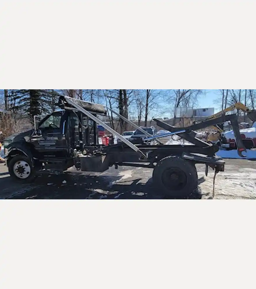 2006 Ford F650 - Ford Dump Trucks - ford-dump-trucks-f650-88d80d0a-1.jpg