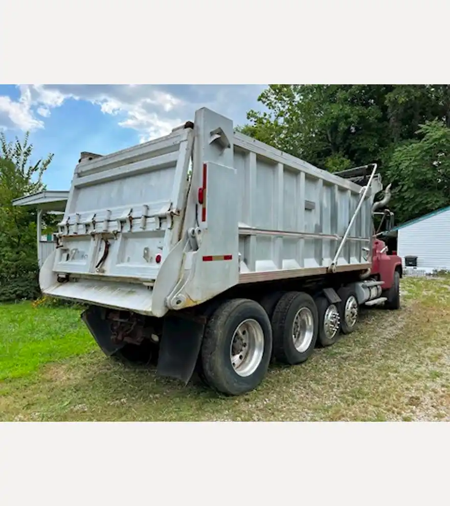 1989 Ford LTL9000 Quad Axle Dump Truck - Ford Dump Trucks - ford-dump-trucks-ltl9000-quad-axle-dump-truck-f14b512a-3.JPG