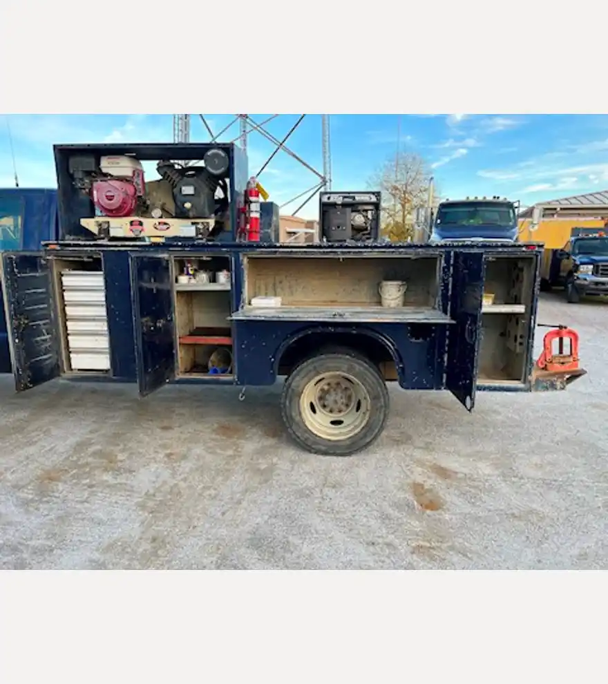 2008 Ford F450XL SD Service Truck - Ford Other Trucks & Trailers - ford-other-trucks-trailers-f450xl-sd-service-truck-1b7ebc33-12.JPG