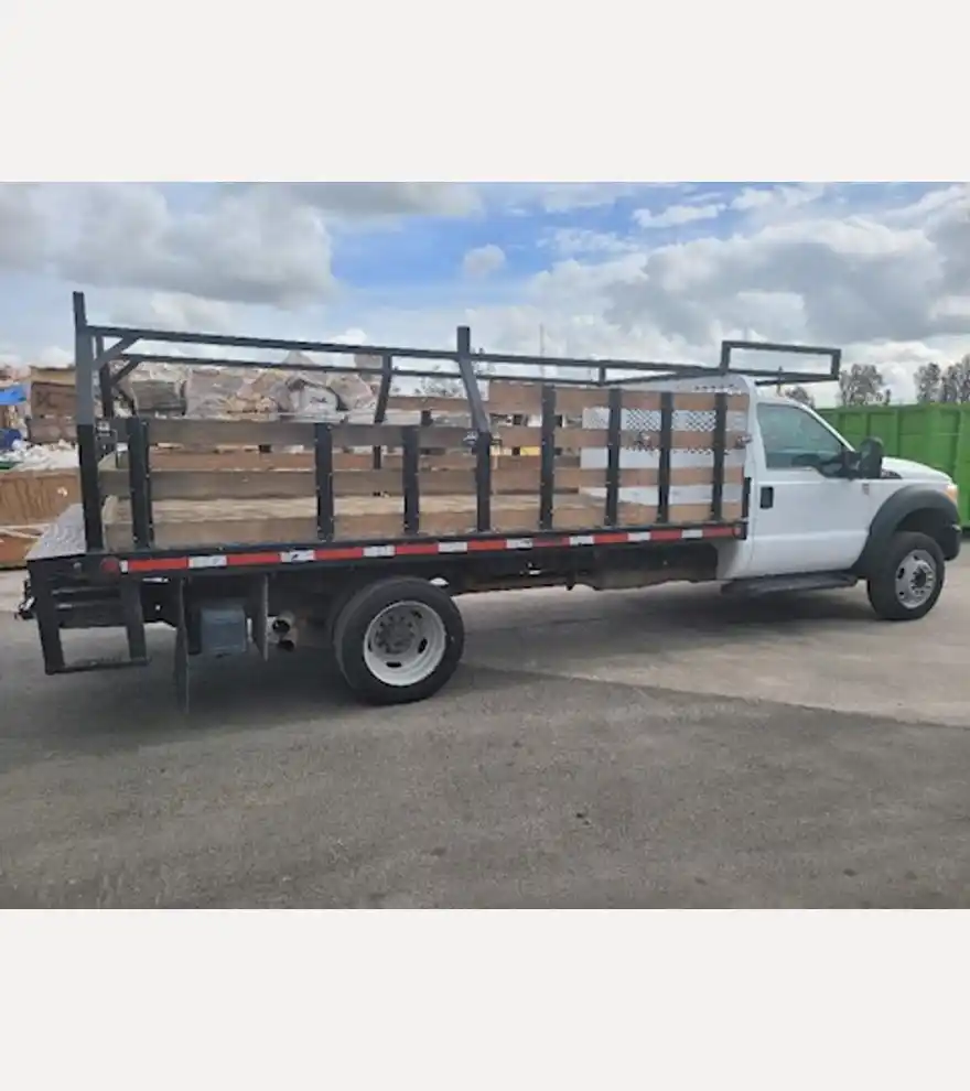 2014 Ford F550 FLATBED - Ford Other Trucks & Trailers - ford-other-trucks-trailers-f550-flatbed-9f3da0f0-4.jpg