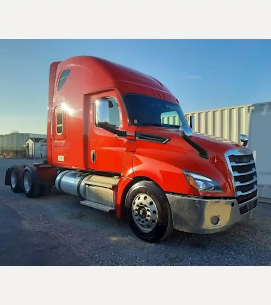 2019 Freightliner Cascadia 126 Road Tractor - Freightliner Cab Chassis Trucks - freightliner-cab-chassis-trucks-cascadia-126-road-tractor-750d16ae-1.jpg