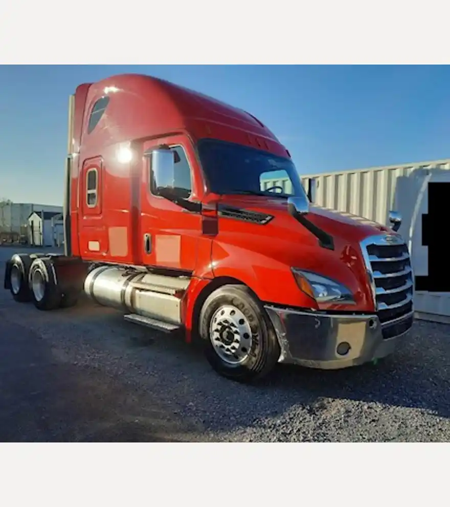 2019 Freightliner Cascadia 126 Road Tractor - Freightliner Cab Chassis Trucks - freightliner-cab-chassis-trucks-cascadia-126-road-tractor-8512946c-1.jpg