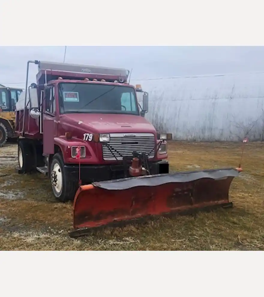 1997 Freightliner FL60 - Freightliner Dump Trucks - freightliner-dump-trucks-fl60-227eca14-1.jpeg