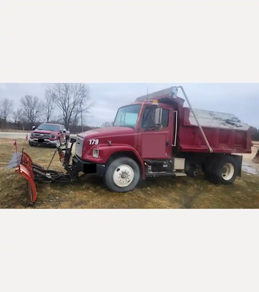 1997 Freightliner FL60 - Freightliner Dump Trucks - freightliner-dump-trucks-fl60-227eca14-3.jpeg