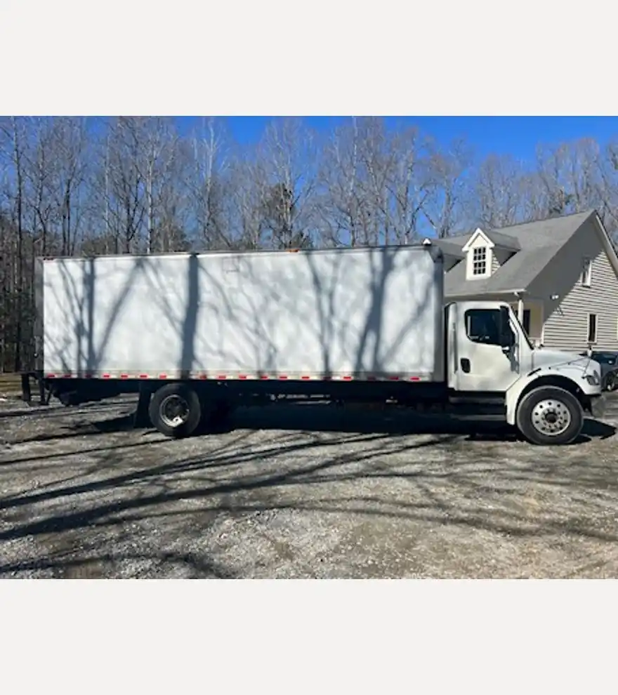 2016 Freightliner M2106 Box Truck - Freightliner Other Trucks & Trailers - freightliner-other-trucks-trailers-m2106-box-truck-2a4c246c-1.jpg