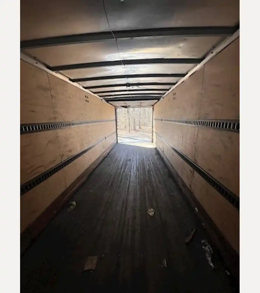 2016 Freightliner M2106 Box Truck - Freightliner Other Trucks & Trailers - freightliner-other-trucks-trailers-m2106-box-truck-2a4c246c-5.jpg