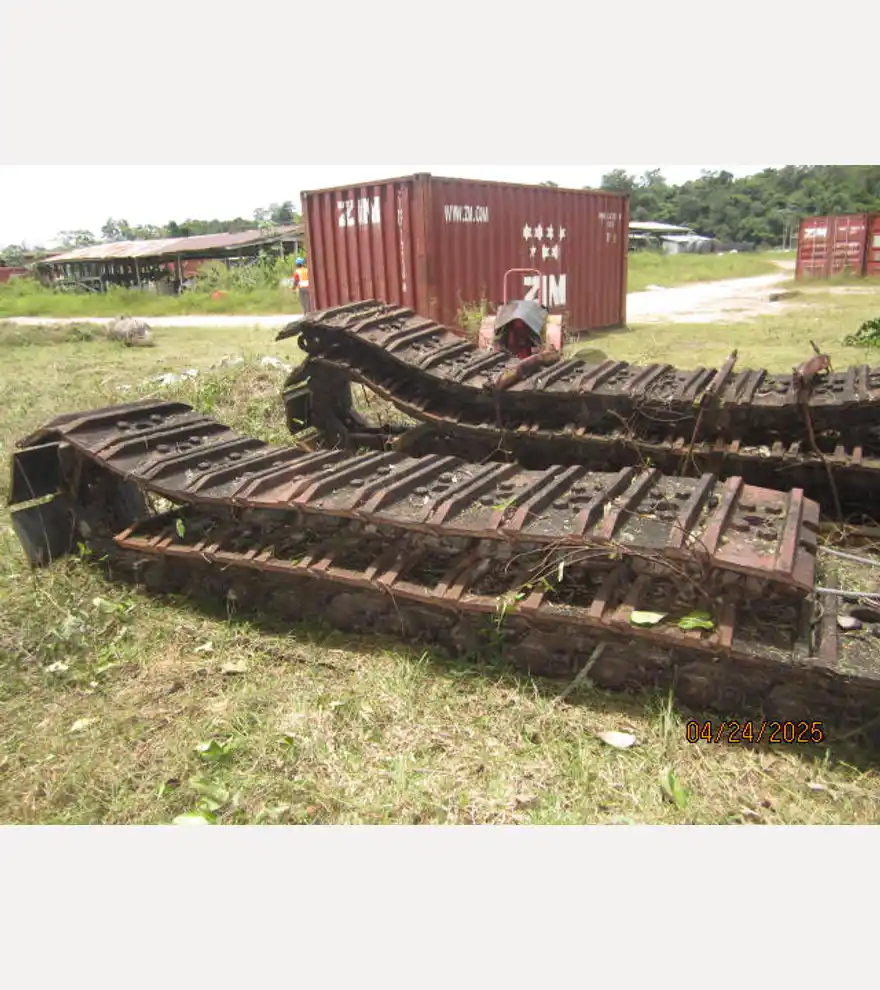  Hitachi 9237916 Track Link Ass'y - Hitachi Excavators - hitachi-excavators-9237916-track-link-ass-y-99023c1e-3.JPG