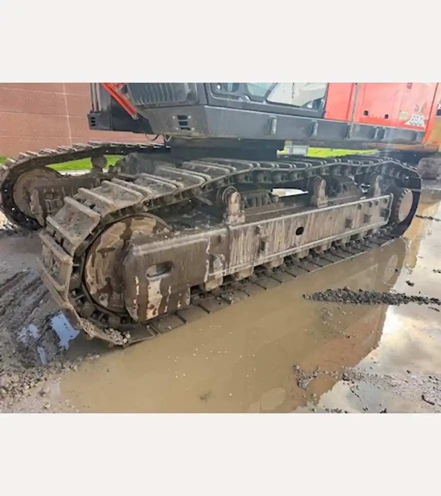 2017 Hitachi ZX690LCR-6 - Hitachi Excavators - hitachi-excavators-zx690lcr-6-108f7638-16.JPEG