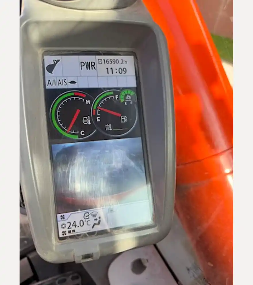 2017 Hitachi ZX690LCR-6 - Hitachi Excavators - hitachi-excavators-zx690lcr-6-108f7638-17.JPEG