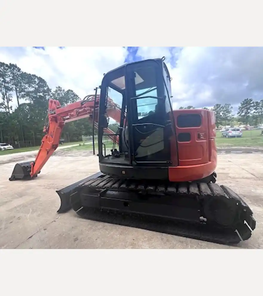 2015 Hitachi ZX75-UR - Hitachi Excavators - hitachi-excavators-zx75-ur-c8e6c988-5.jpg