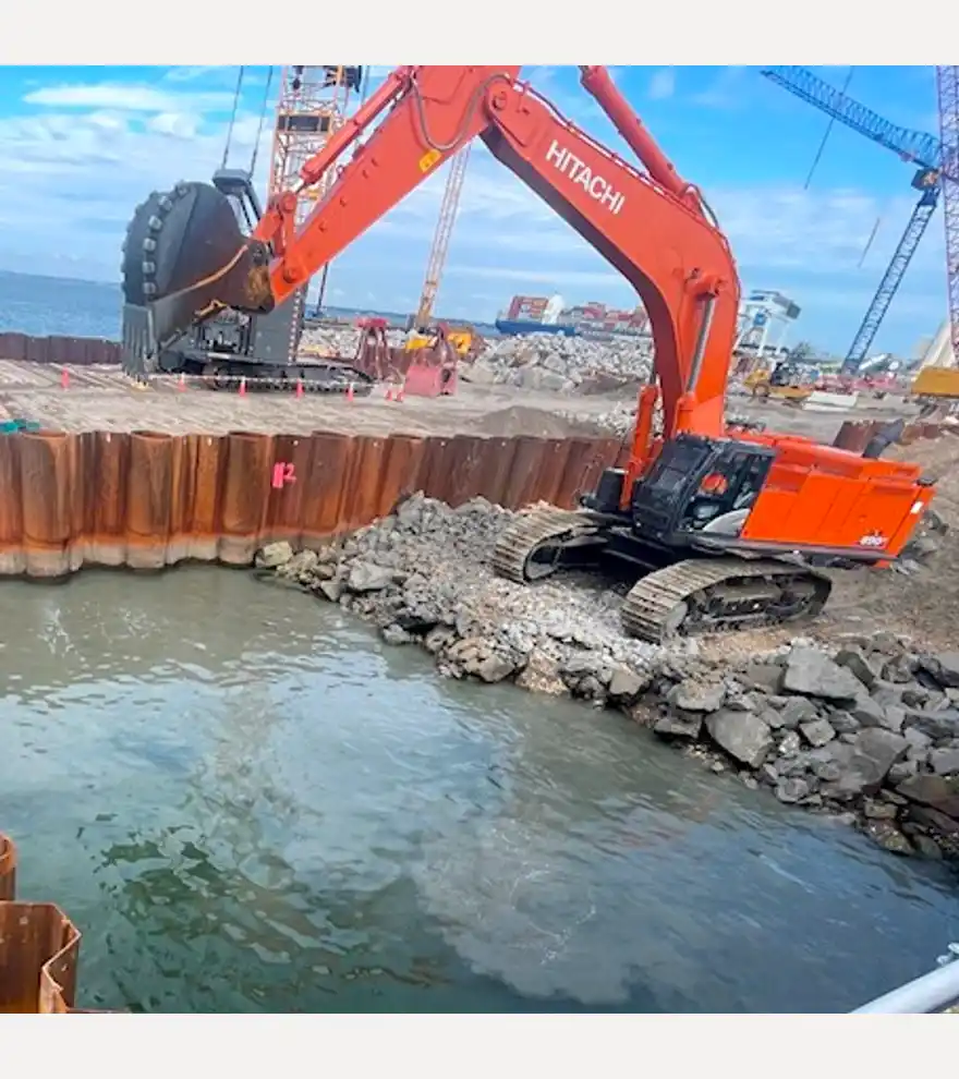 2023 Hitachi ZX890LC6 Excavator (Stk# 3428) - Hitachi Excavators - hitachi-excavators-zx890lc6-excavator-0e126d8d-2.jpeg