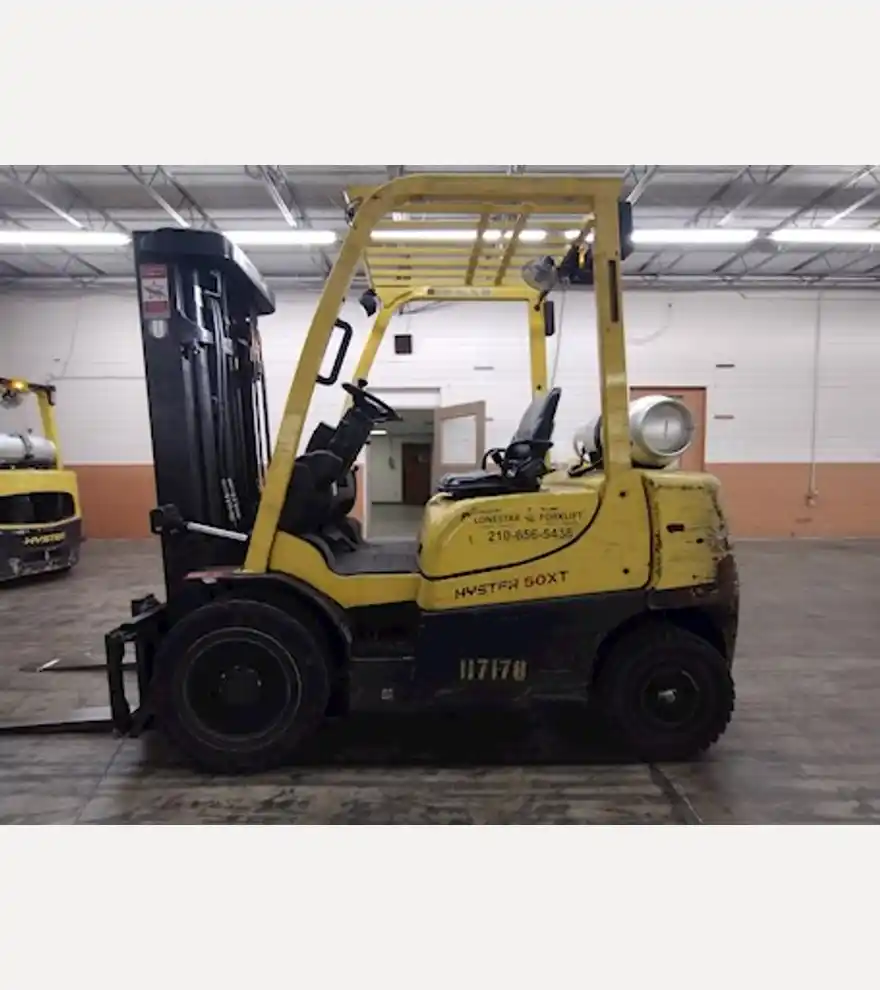 2017 Hyster H50XT - Hyster Forklifts - hyster-forklifts-h50xt-dd43108b-2.jpg