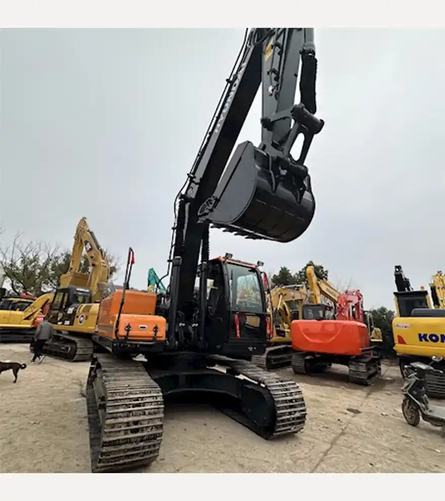  Hyundai 220lc-9s - Hyundai Excavators - hyundai-excavators-220lc-9s-85d479a2-3.jpg