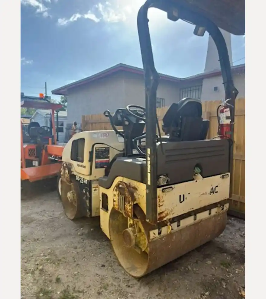 2006 Ingersoll-Rand DD28 Double Drum Roller - Ingersoll-Rand Compactors - ingersoll-rand-compactors-dd28-double-drum-roller-18fdcdc7-2.jpeg
