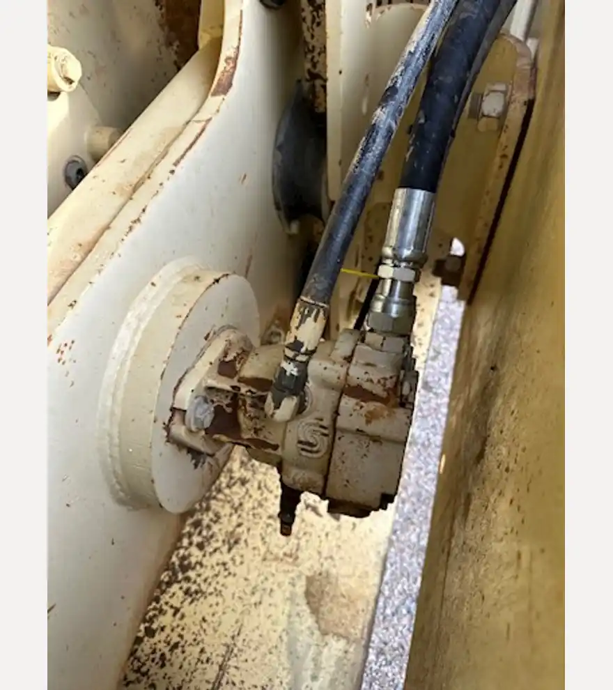 2005 Ingersoll-Rand SD116F TF Pad Foot Roller - Ingersoll-Rand Compactors - ingersoll-rand-compactors-sd116f-tf-pad-foot-roller-66f2f8c6-6.jpg