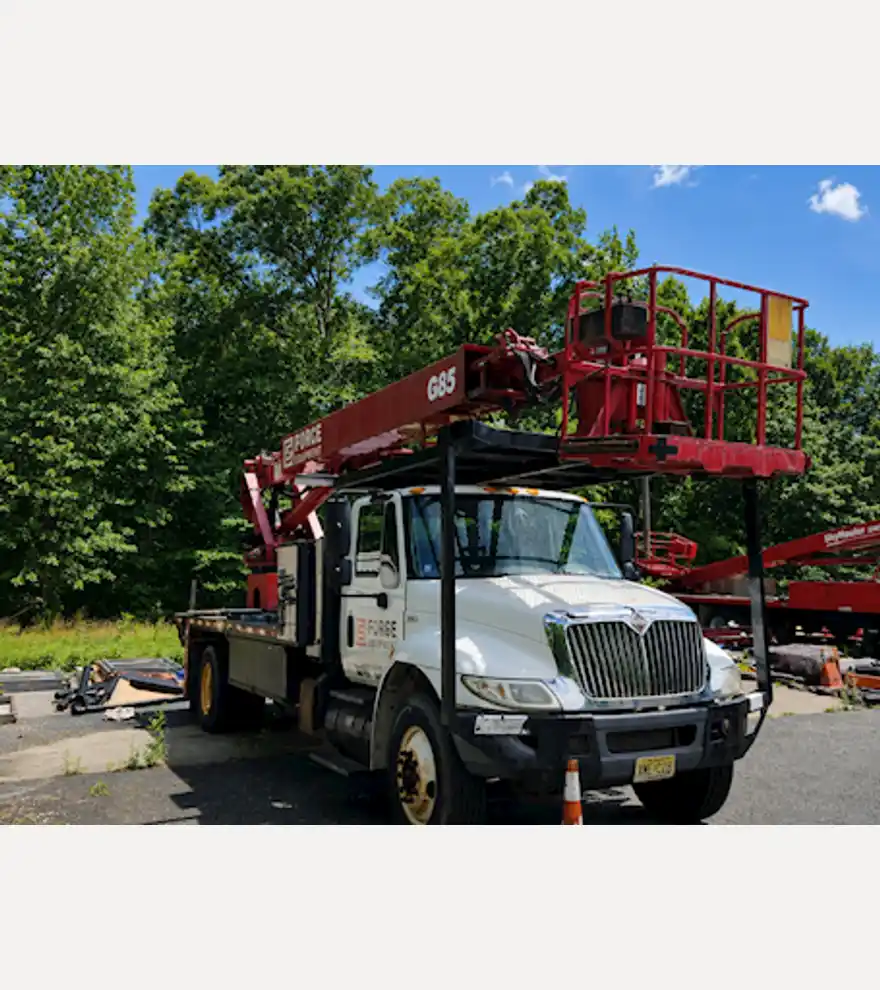 2008 International 4300 - International Boom Trucks - international-boom-trucks-4300-ec461513-3.png