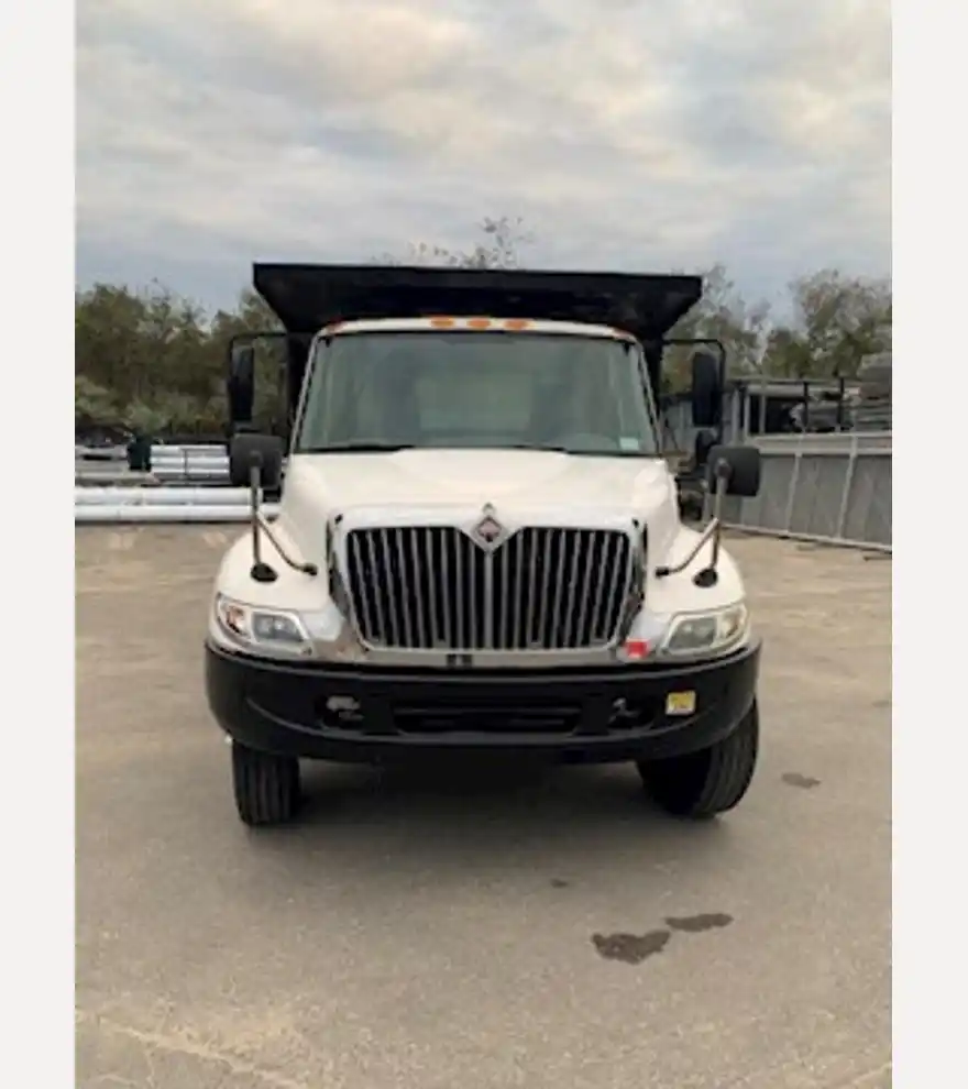 2006 International 4300 - International Dump Trucks - international-dump-trucks-4300-bfaaff5f-2.jpg