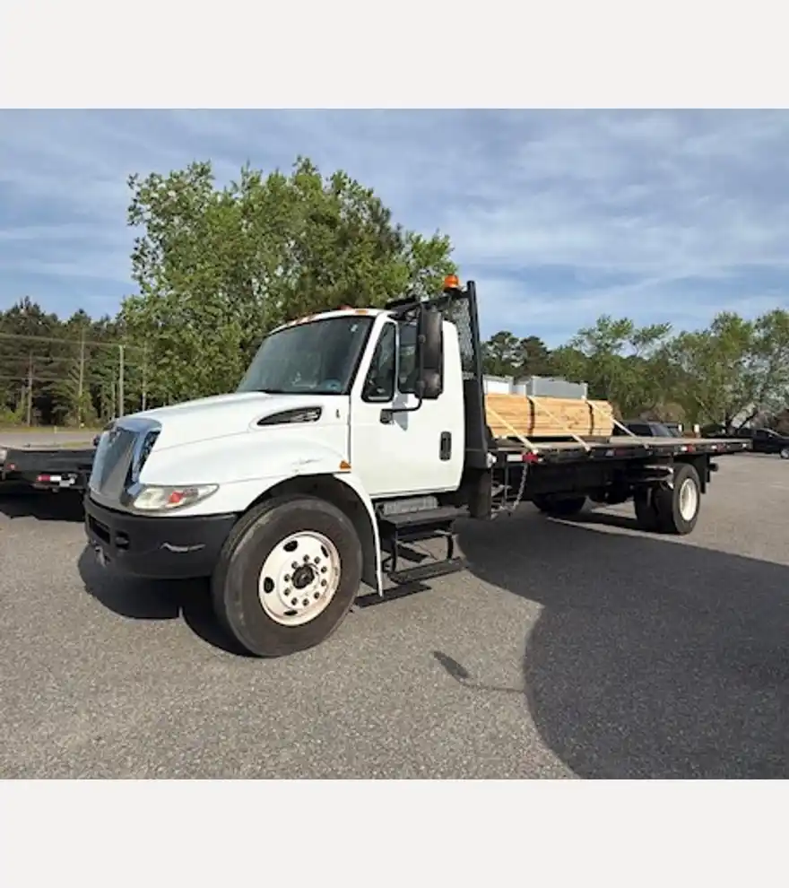 2007 International 4300 SBA Flat Bed Truck 4x2 (Stk# 3439) - International Other Trucks & Trailers - international-other-trucks-trailers-4300-sba-flat-bed-truck-4x2-stk-3439-ee02edf6-1.jpg