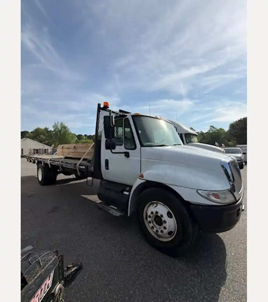 2007 International 4300 SBA Flat Bed Truck 4x2 (Stk# 3439) - International Other Trucks & Trailers - international-other-trucks-trailers-4300-sba-flat-bed-truck-4x2-stk-3439-ee02edf6-3.jpg