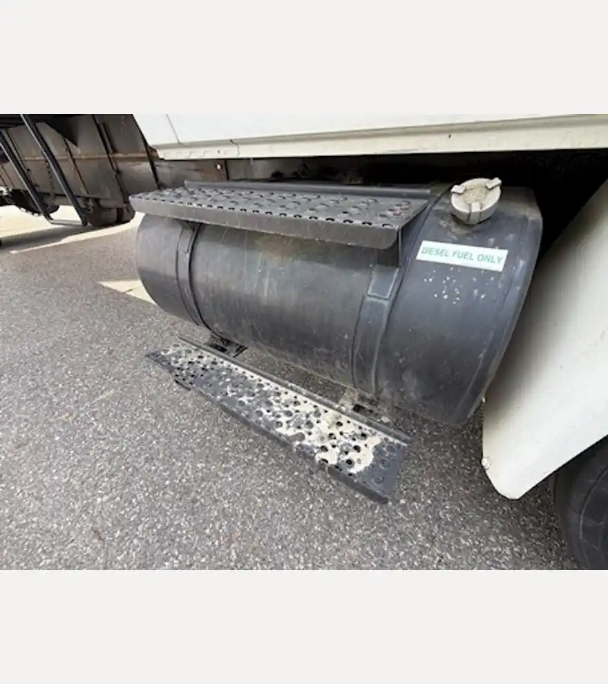 2007 International 4300 SBA Flat Bed Truck 4x2 (Stk# 3439) - International Other Trucks & Trailers - international-other-trucks-trailers-4300-sba-flat-bed-truck-4x2-stk-3439-ee02edf6-4.jpg